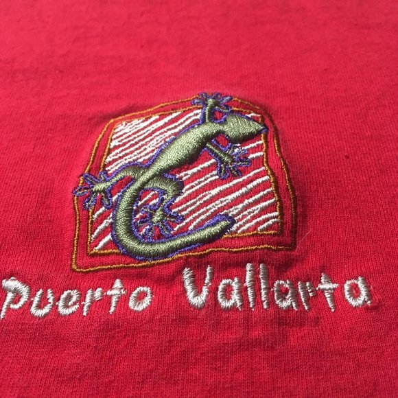 Vintage Puerto Vallarta Mexico Embroidered T-Shirt Men’s XL Heavy Cotton red - Picture 2 of 8